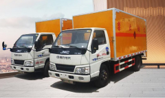 程力危險(xiǎn)品運(yùn)輸車的報(bào)廢時間是多久